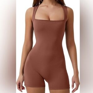 Qinsen Brown Square Neckline Workout Jumpsuit Athletic Romper Sz 4